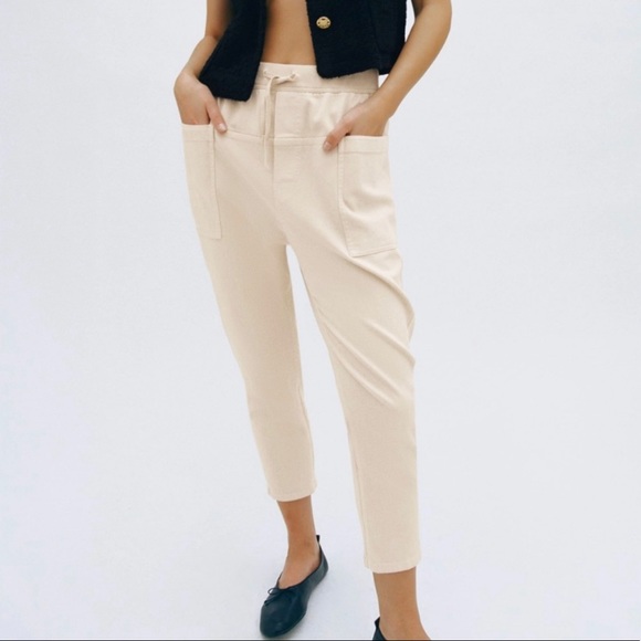 Cargo - Picture 1 of 6